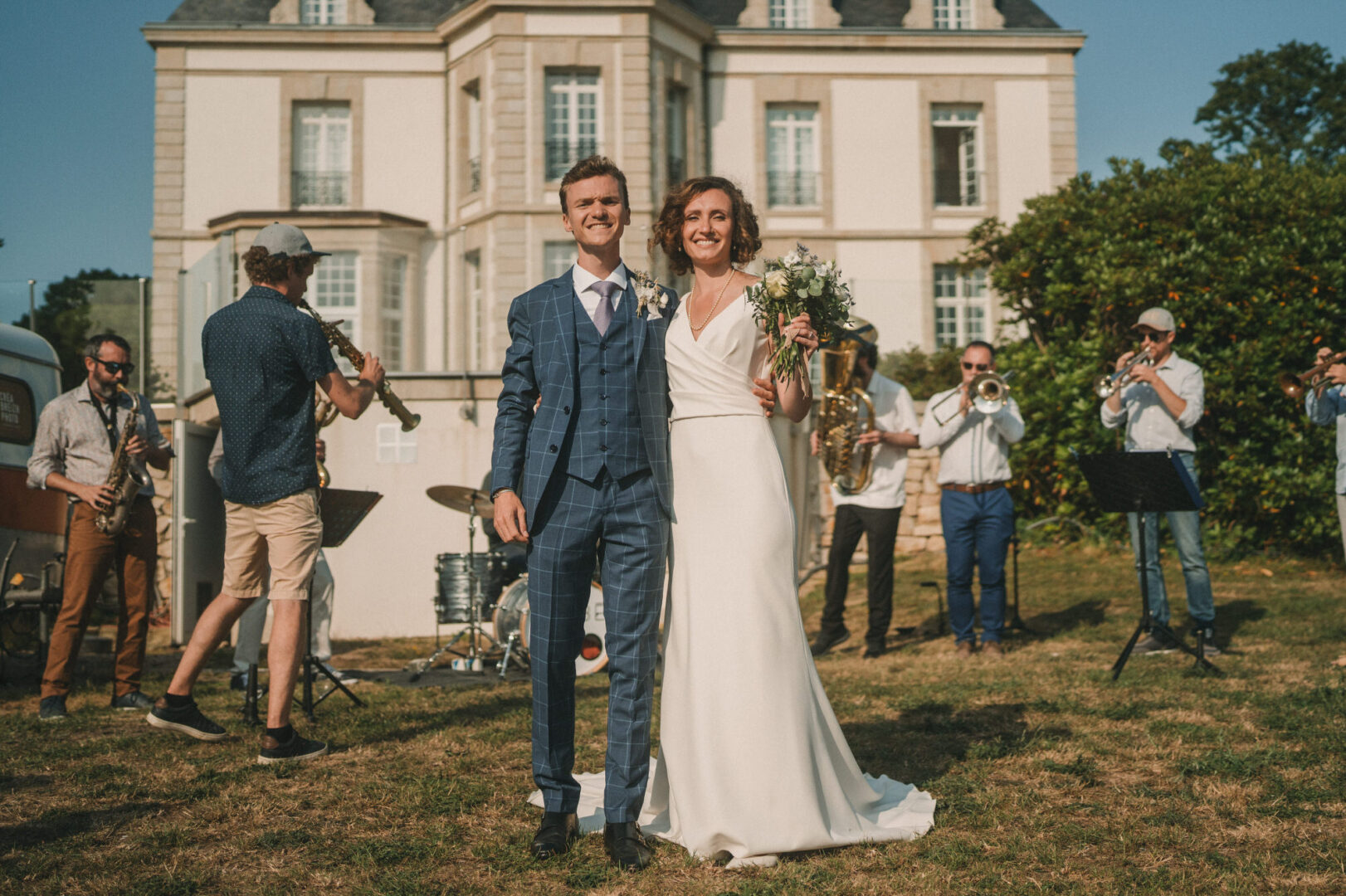 Photo de mariage de M&M au Château Les Garennes à Clohars-Fouesnant Bénodet par Antoine Borzeix 1306