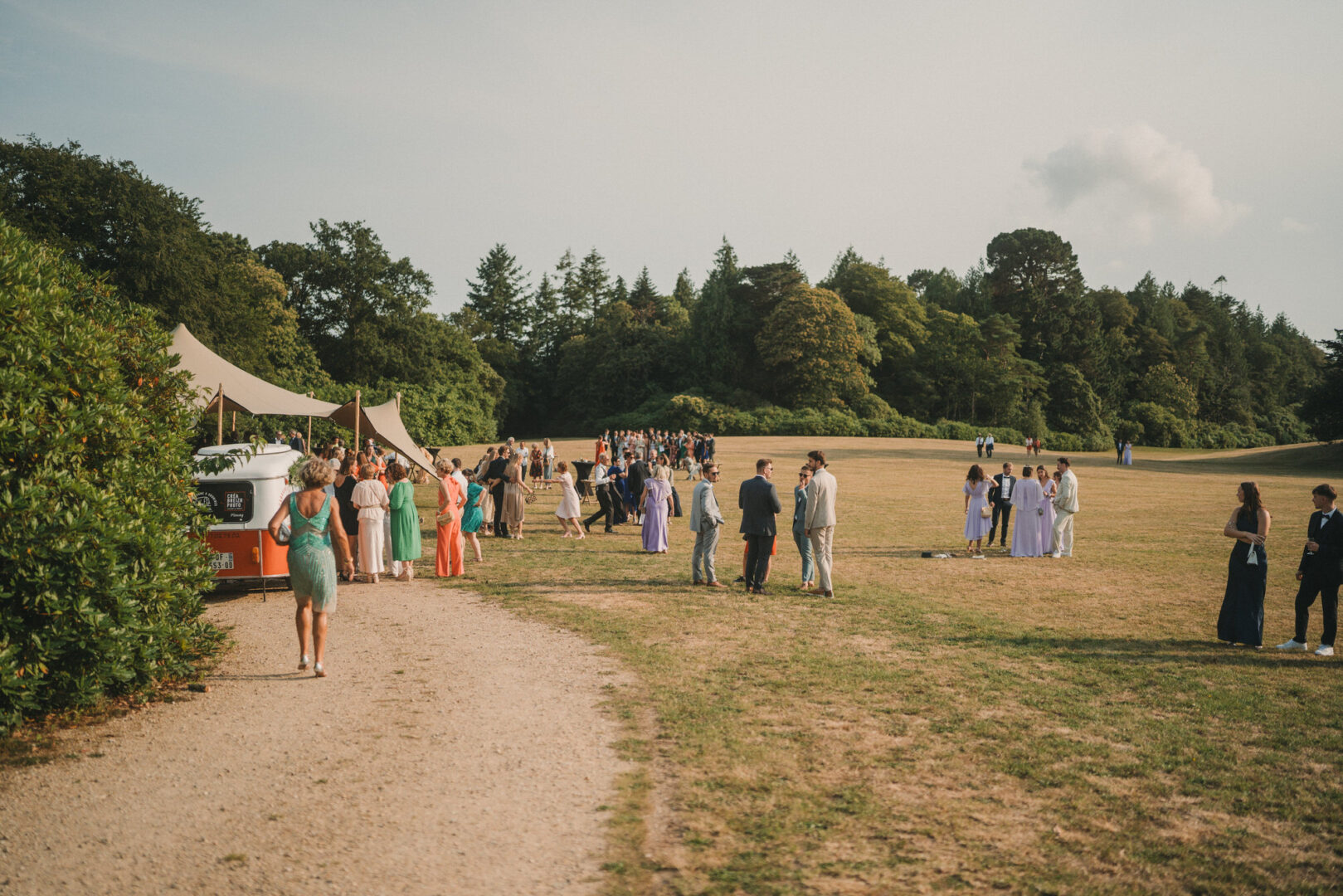 Photo de mariage de M&M au Château Les Garennes à Clohars-Fouesnant Bénodet par Antoine Borzeix 1481