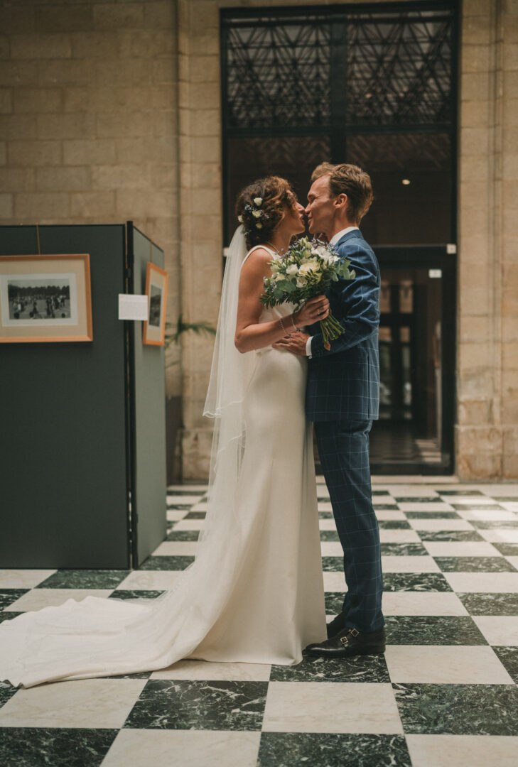 Photo de mariage de M&M au Château Les Garennes à Clohars-Fouesnant Bénodet par Antoine Borzeix 181