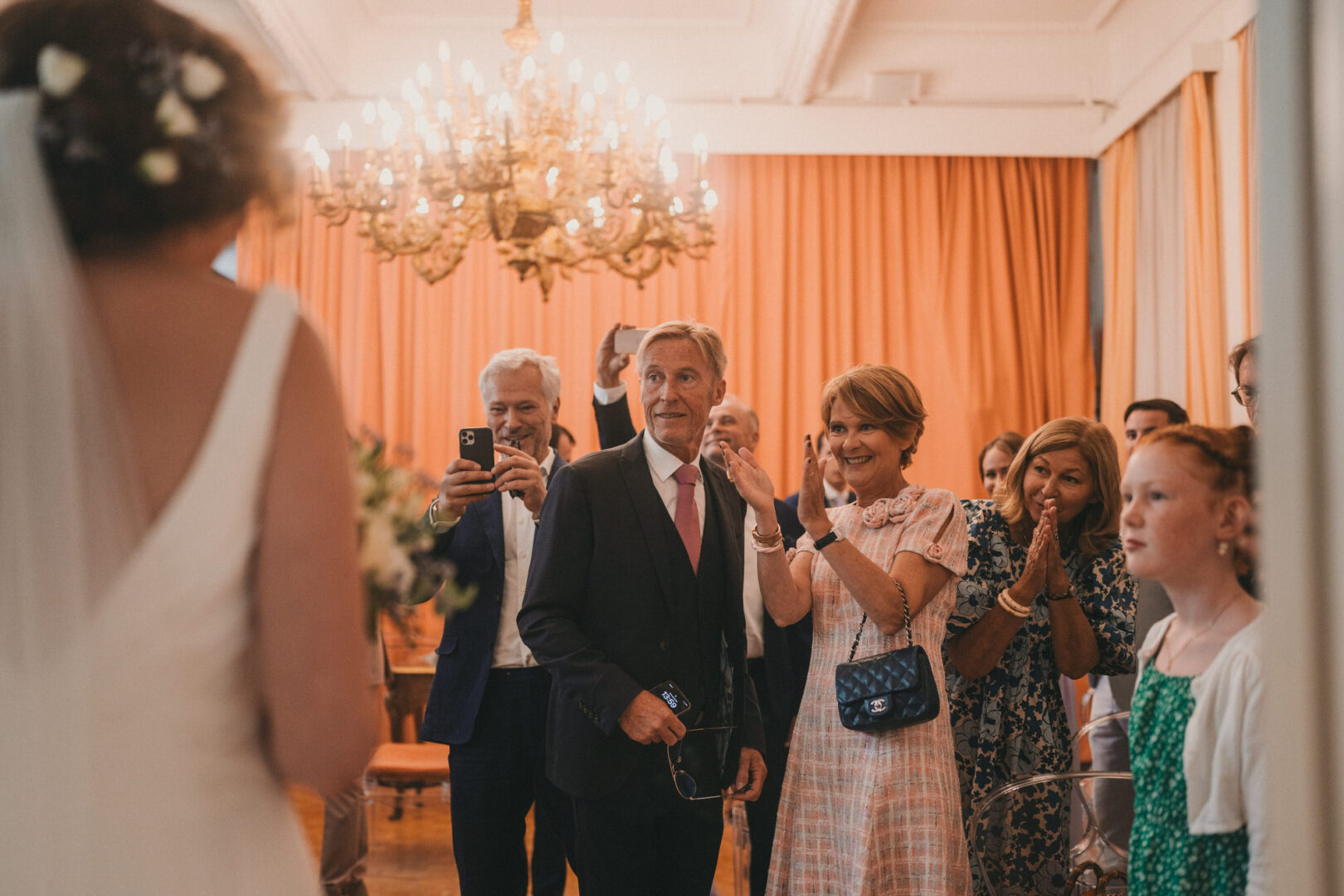 Photo de mariage de M&M au Château Les Garennes à Clohars-Fouesnant Bénodet par Antoine Borzeix 200