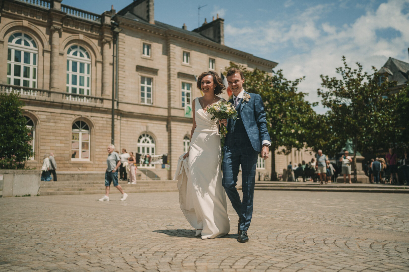 Photo de mariage de M&M au Château Les Garennes à Clohars-Fouesnant Bénodet par Antoine Borzeix 399