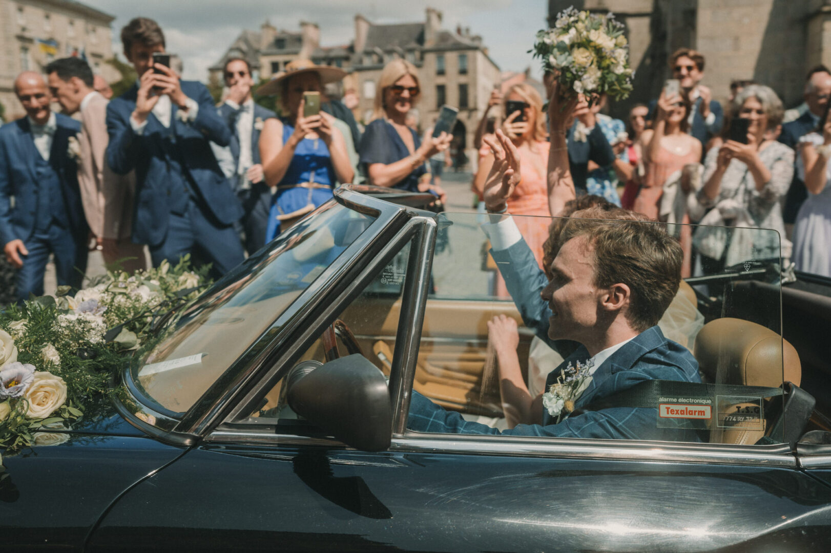 Photo de mariage de M&M au Château Les Garennes à Clohars-Fouesnant Bénodet par Antoine Borzeix 910