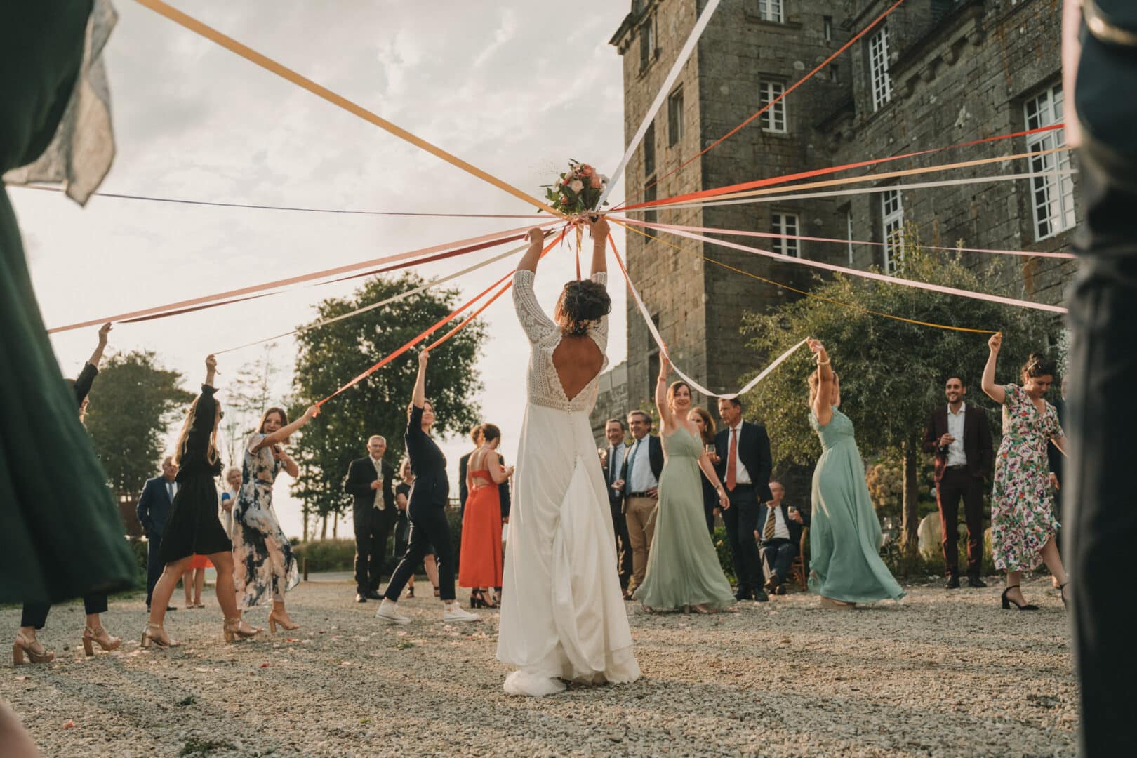 Photo de mariage de D&N au Manoir de Moëllien à Plounévez-Porzay par Antoine Borzeix-266