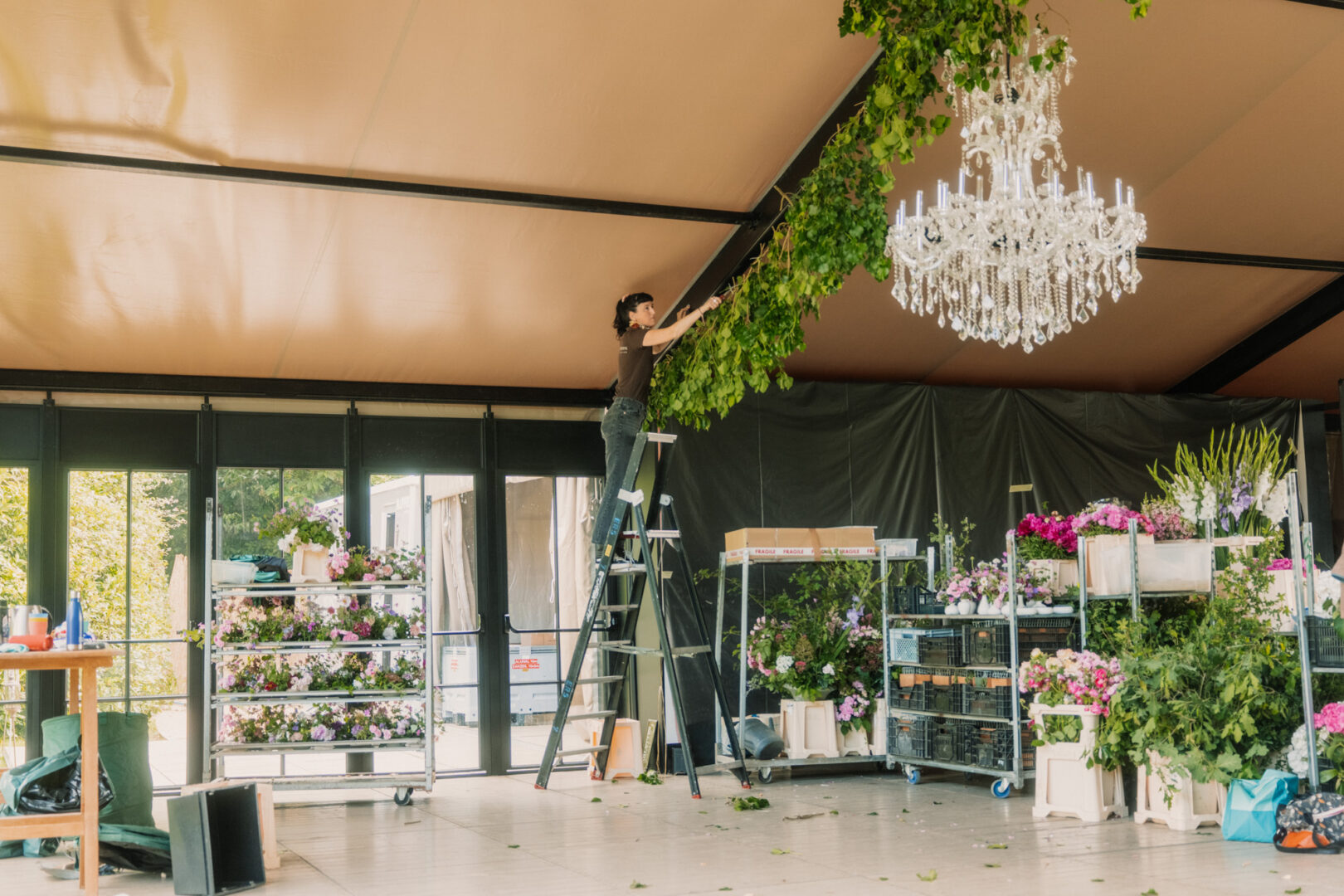 Décoration salle de mariage par Antoine Borzeix photographe de mariage à Quimper-23