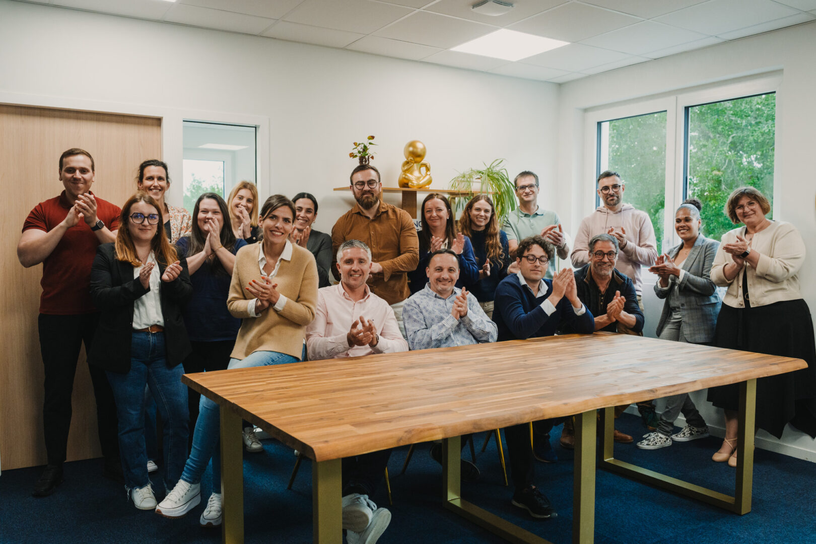 France Certification - Portraits collaborateurs par Antoine Borzeix photographe corporate Quimper-74
