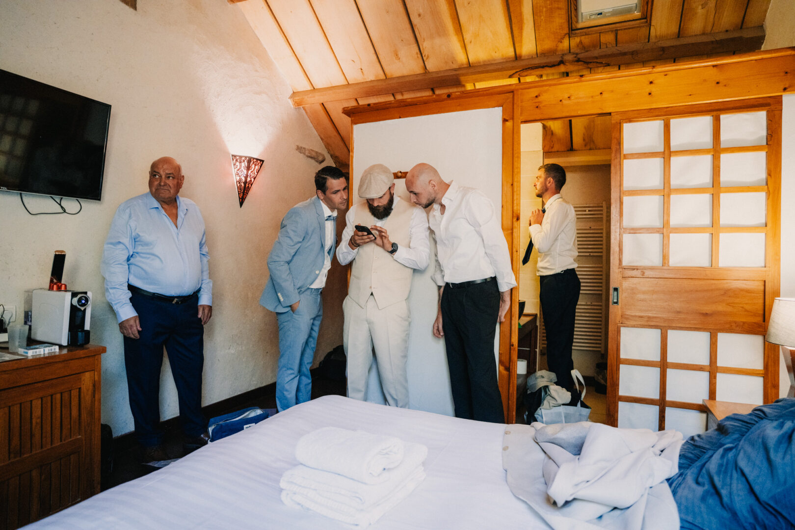 Photo de mariage de M&D au Manoir des Indes à Quimper par Antoine Borzeix-13