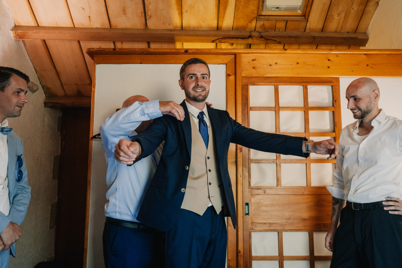 Photo de mariage de M&D au Manoir des Indes à Quimper par Antoine Borzeix-15