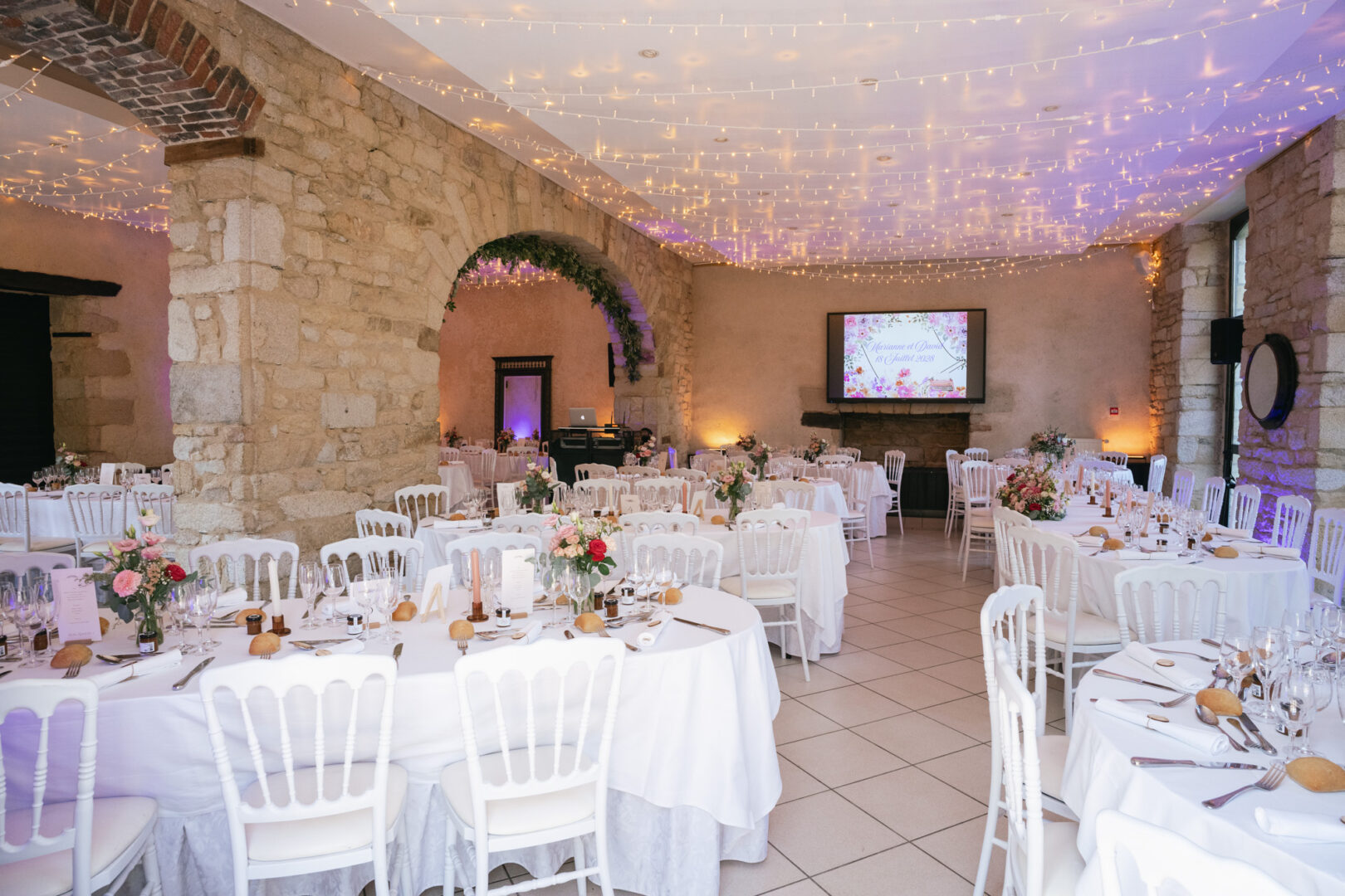 Photo de mariage de M&D au Manoir des Indes à Quimper par Antoine Borzeix-243