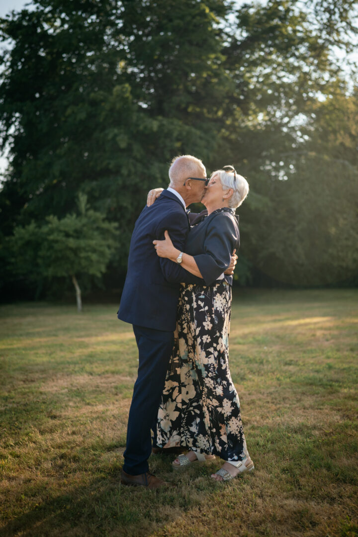 Photo de mariage de M&D au Manoir des Indes à Quimper par Antoine Borzeix-265