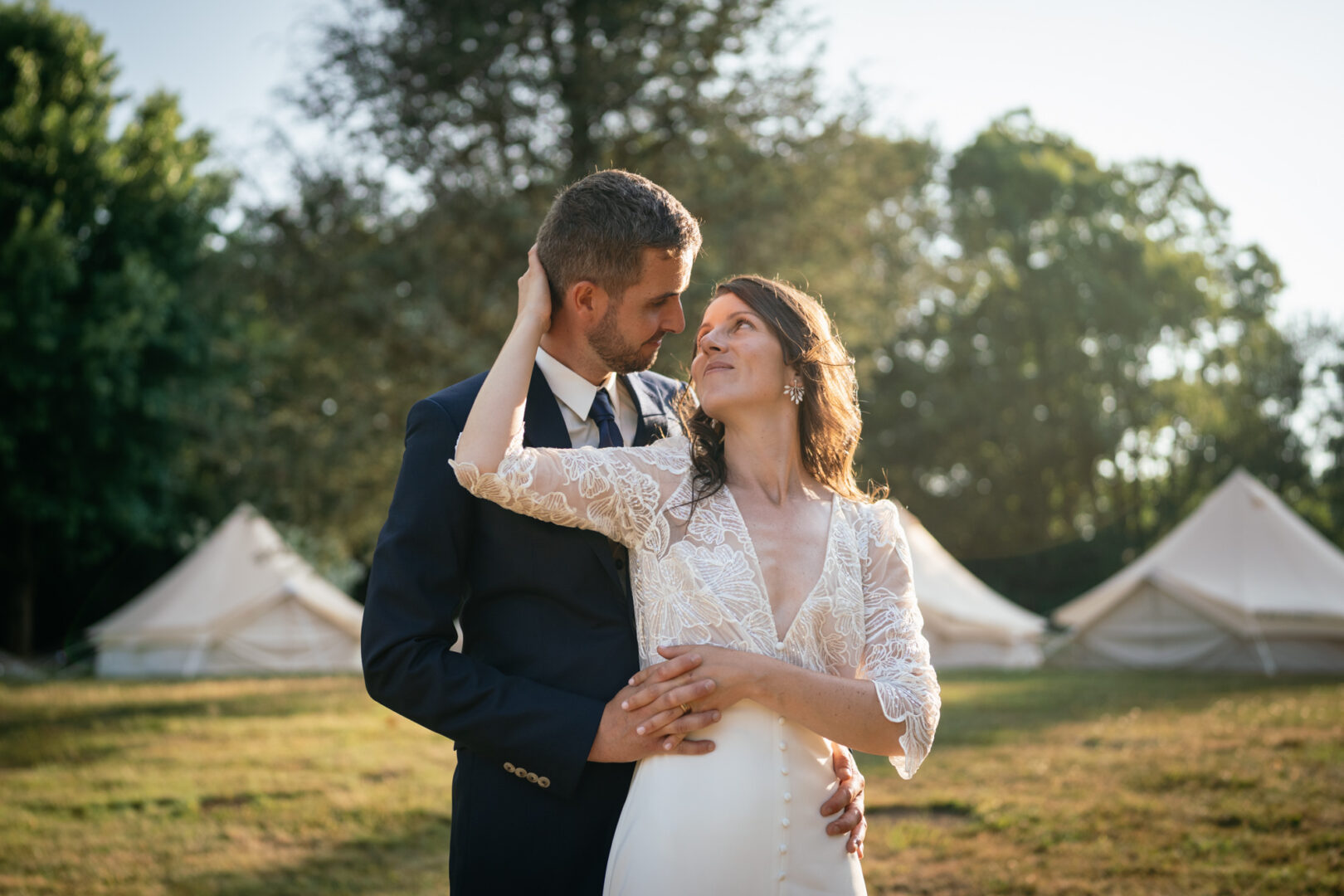 Photo de mariage de M&D au Manoir des Indes à Quimper par Antoine Borzeix-270