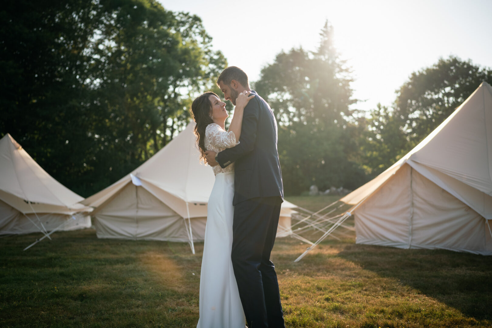 Photo de mariage de M&D au Manoir des Indes à Quimper par Antoine Borzeix-272