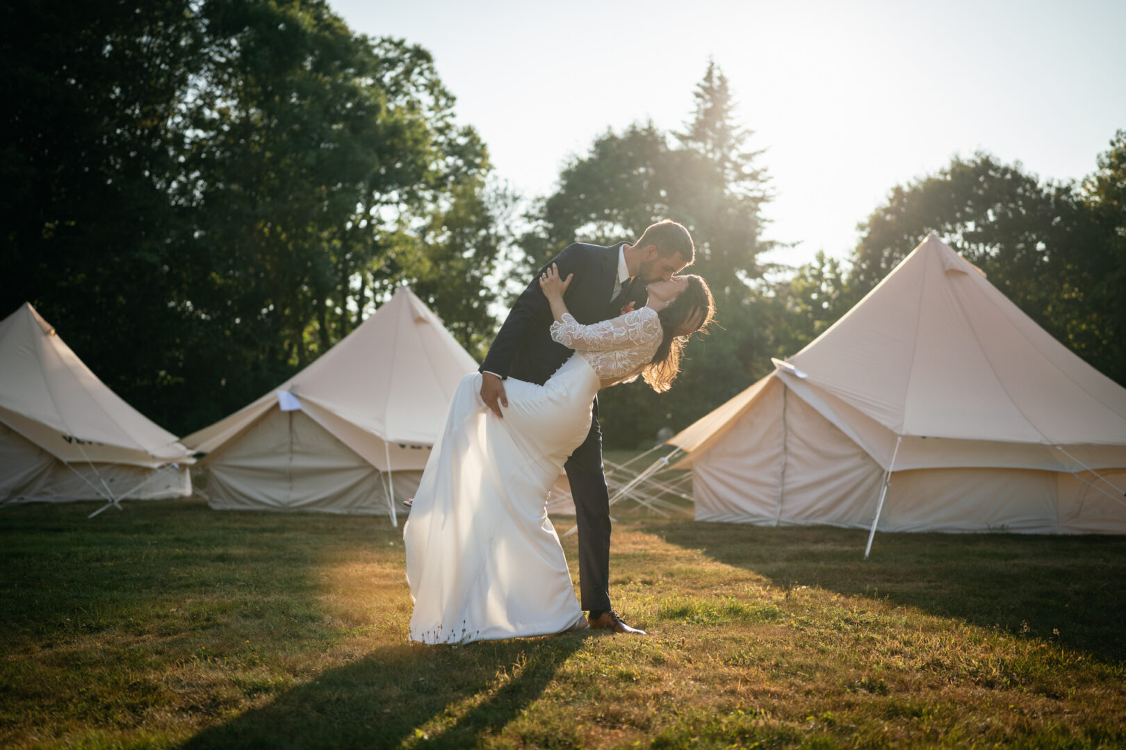 Photo de mariage de M&D au Manoir des Indes à Quimper par Antoine Borzeix-274