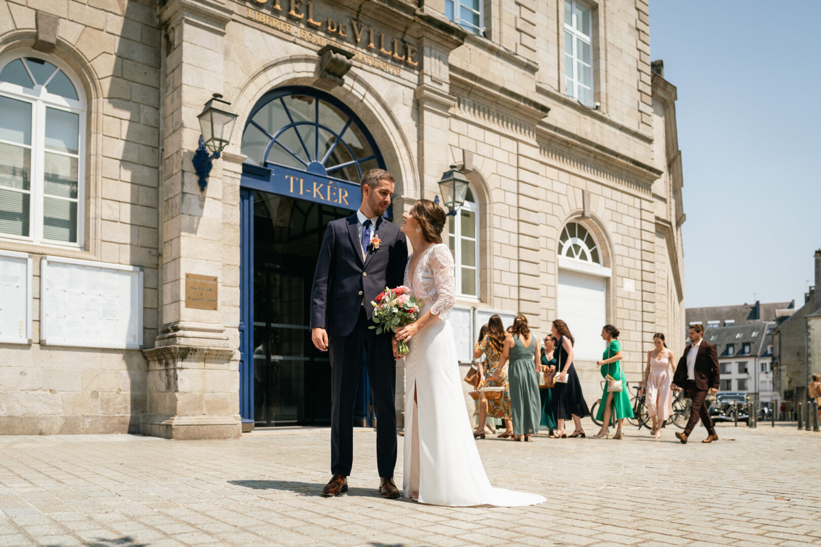 Photo de mariage de M&D au Manoir des Indes à Quimper par Antoine Borzeix-47