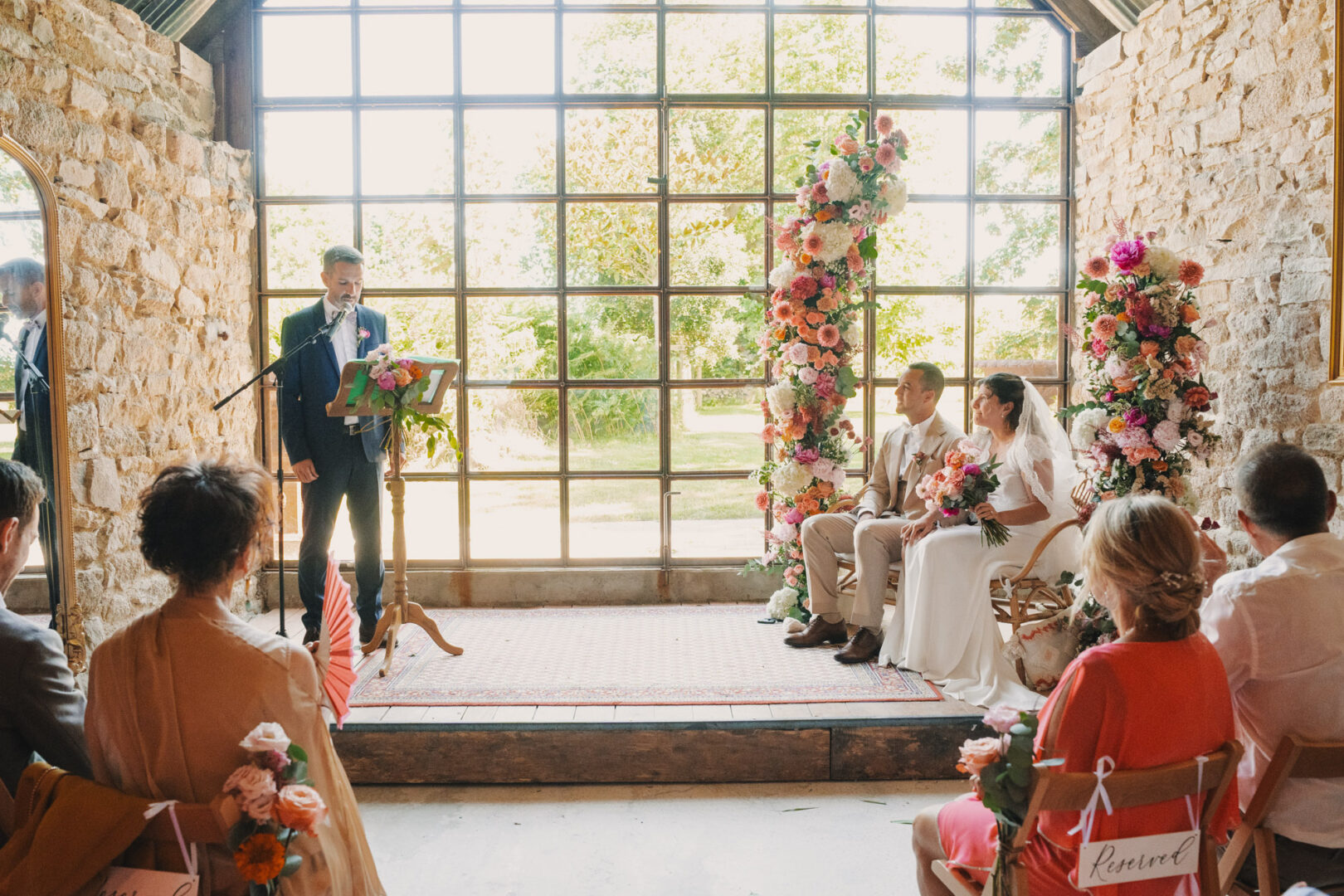 Photo de mariage de N&B au Domaine de Keriquel à Riec sur Belon par Antoine Borzeix-109