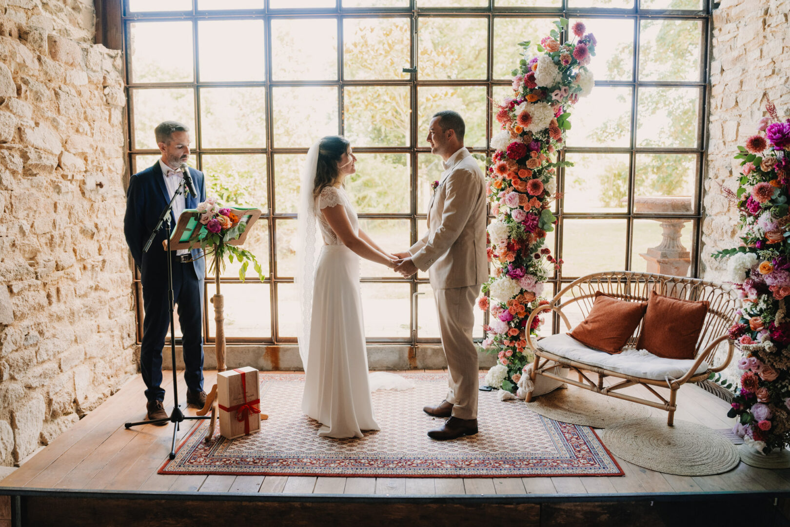 Photo de mariage de N&B au Domaine de Keriquel à Riec sur Belon par Antoine Borzeix-131