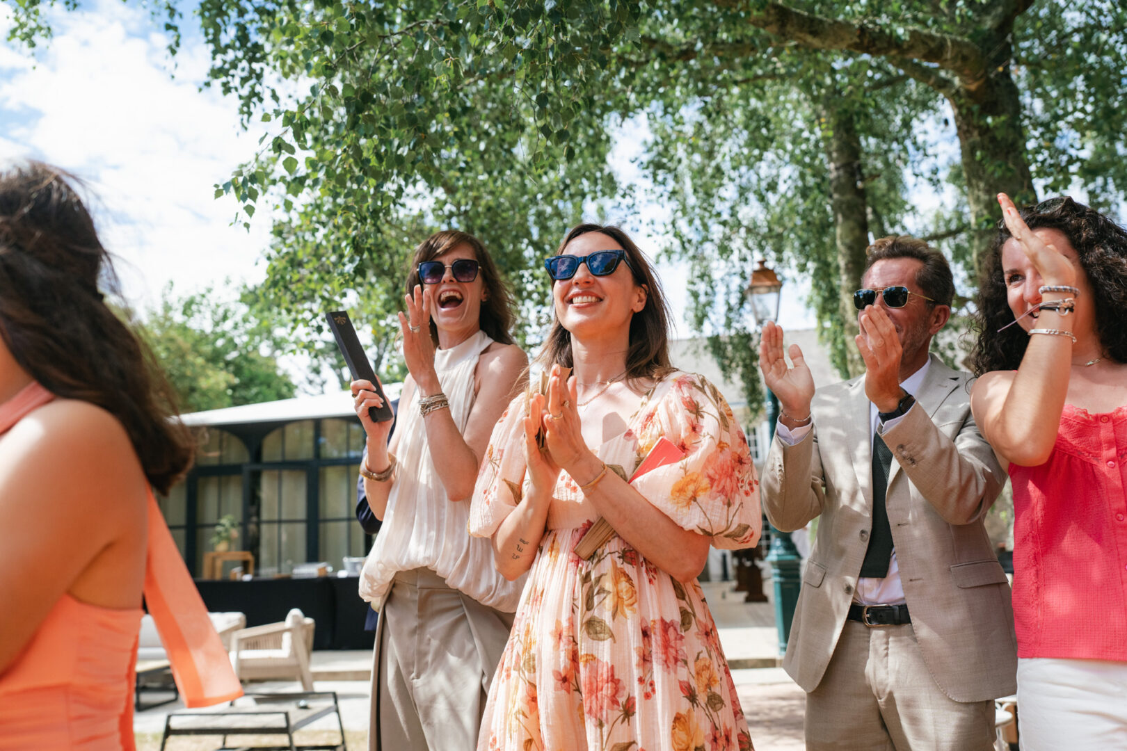 Photo de mariage de N&B au Domaine de Keriquel à Riec sur Belon par Antoine Borzeix-147