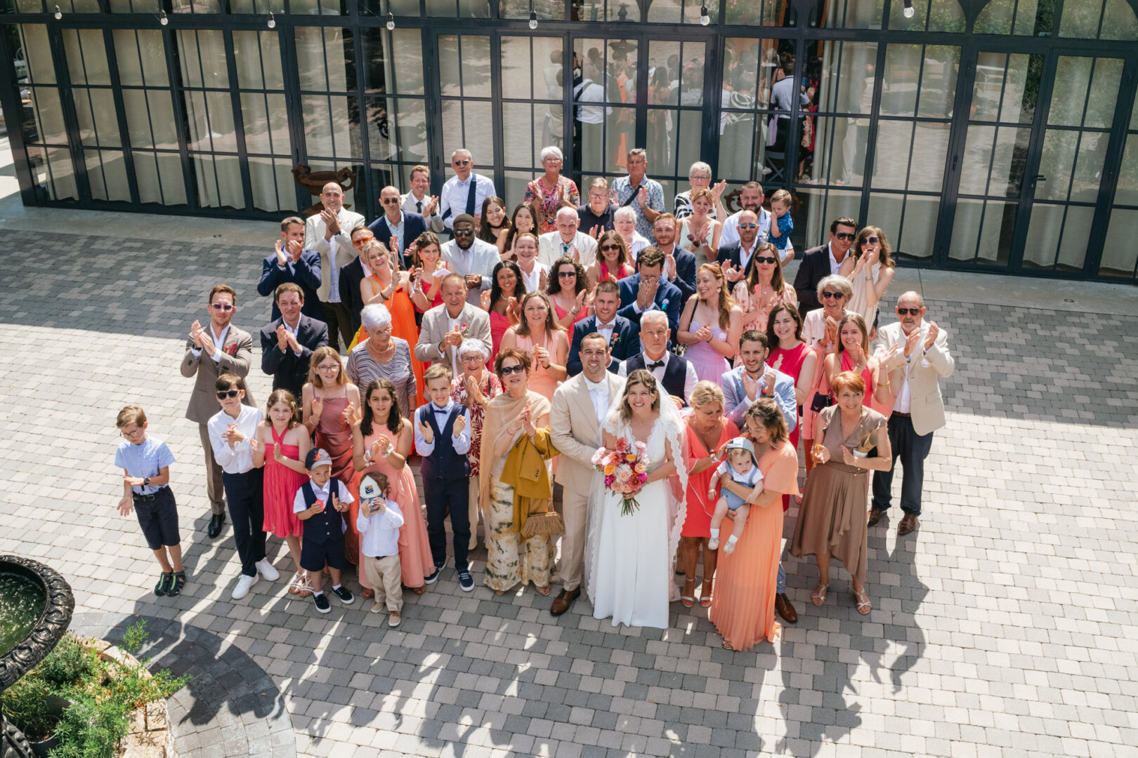 Photo de mariage de N&B au Domaine de Keriquel à Riec sur Belon par Antoine Borzeix-148