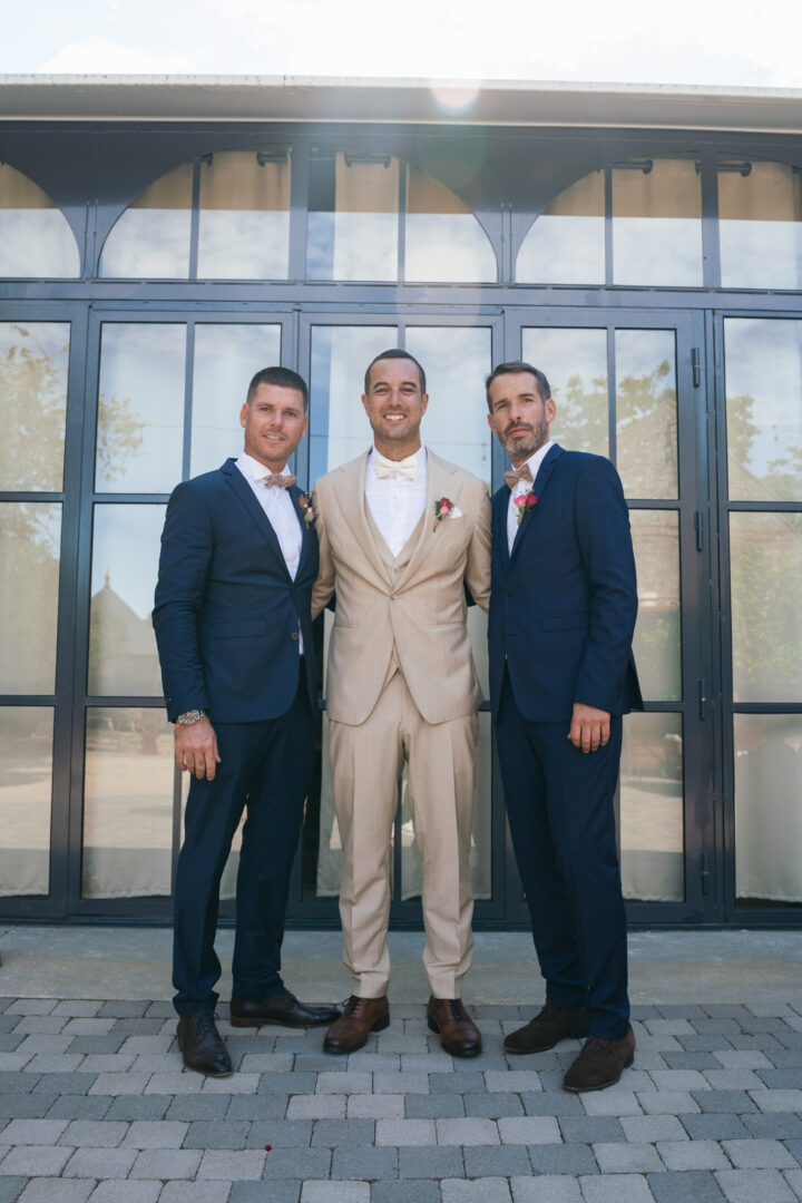 Photo de mariage de N&B au Domaine de Keriquel à Riec sur Belon par Antoine Borzeix-151