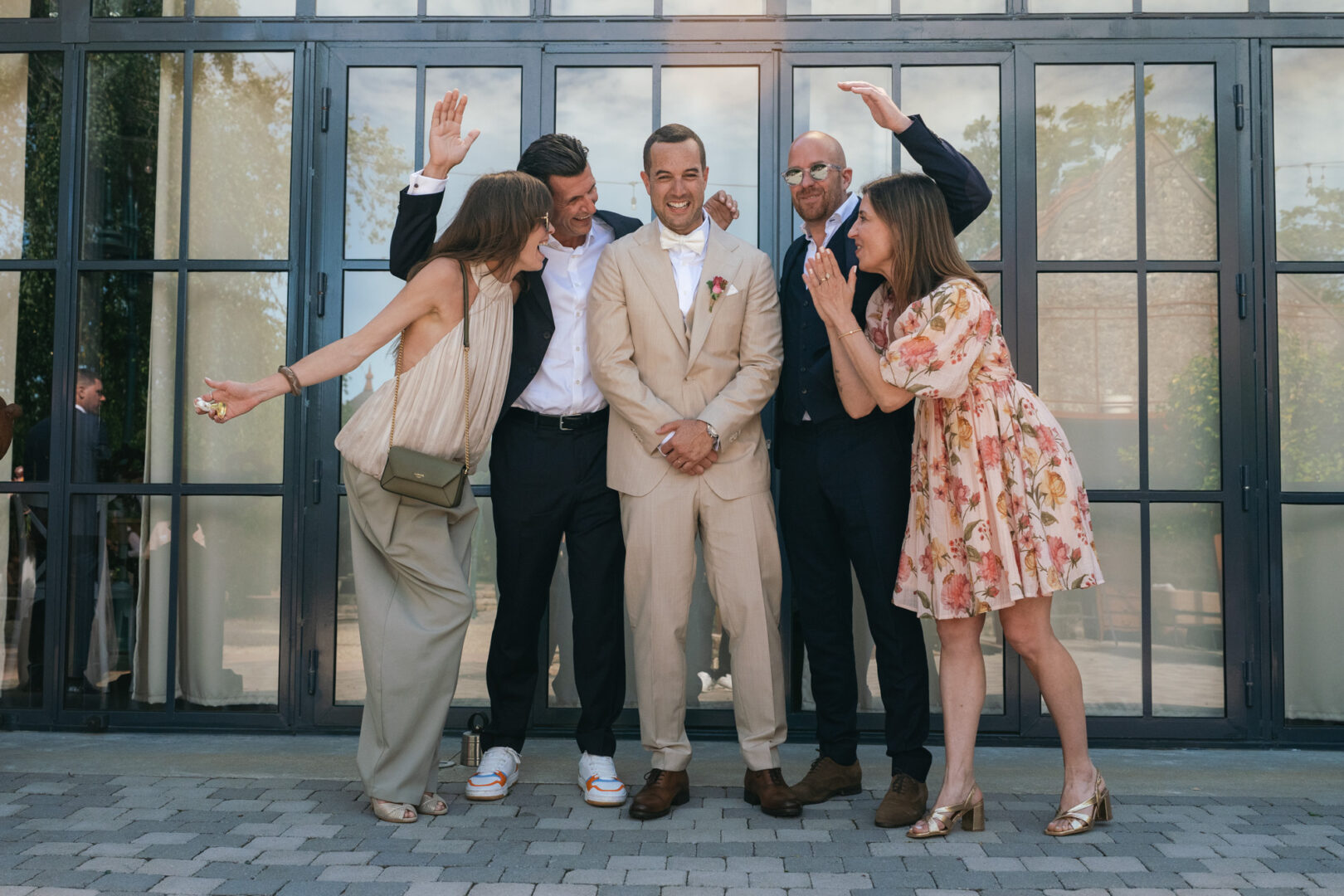 Photo de mariage de N&B au Domaine de Keriquel à Riec sur Belon par Antoine Borzeix-158