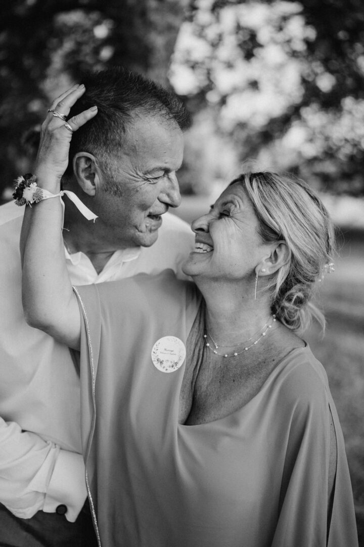 Photo de mariage de N&B au Domaine de Keriquel à Riec sur Belon par Antoine Borzeix-194