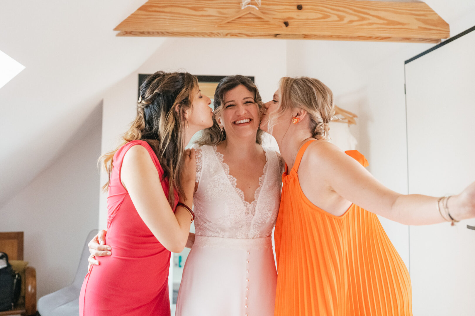 Photo de mariage de N&B au Domaine de Keriquel à Riec sur Belon par Antoine Borzeix-24