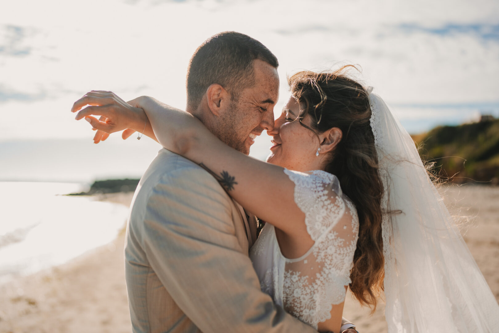 Photo de mariage de N&B au Domaine de Keriquel à Riec sur Belon par Antoine Borzeix-245