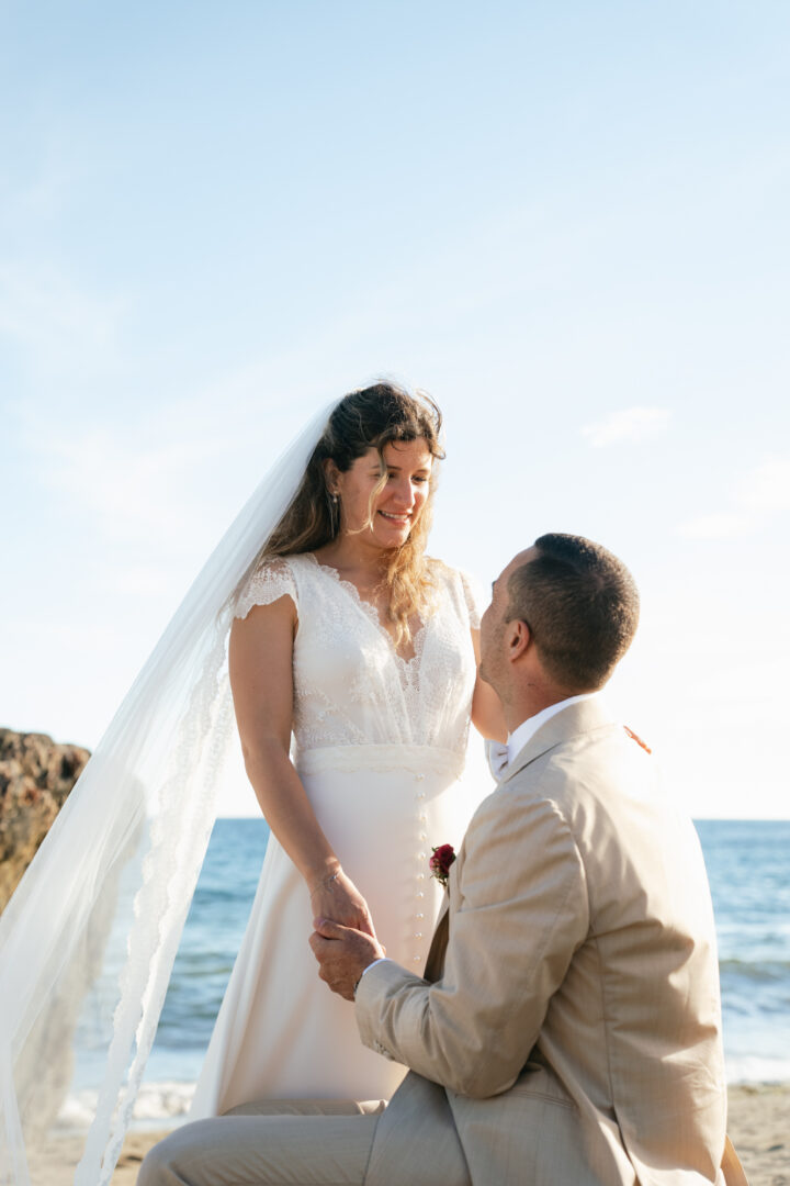 Photo de mariage de N&B au Domaine de Keriquel à Riec sur Belon par Antoine Borzeix-248