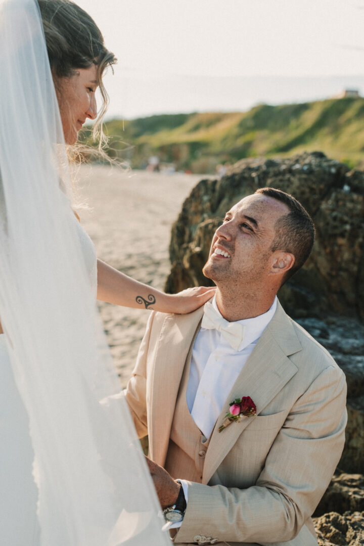 Photo de mariage de N&B au Domaine de Keriquel à Riec sur Belon par Antoine Borzeix-249