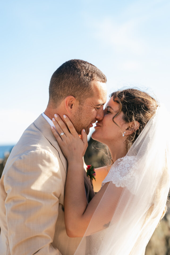 Photo de mariage de N&B au Domaine de Keriquel à Riec sur Belon par Antoine Borzeix-254