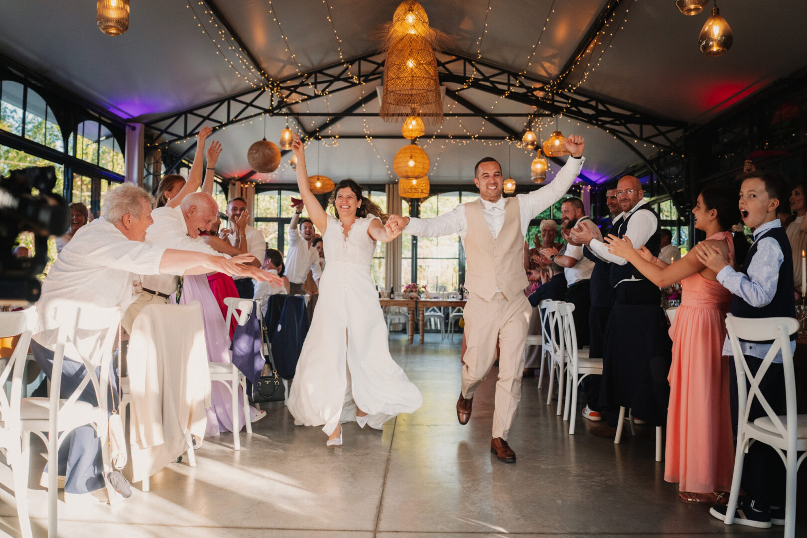 Photo de mariage de N&B au Domaine de Keriquel à Riec sur Belon par Antoine Borzeix-267