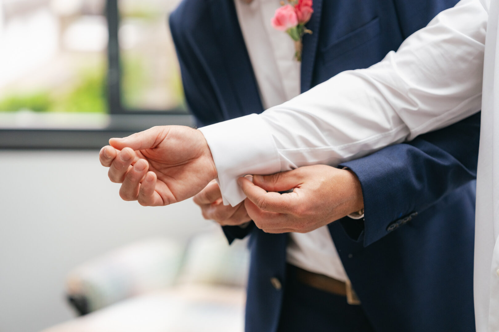 Photo de mariage de N&B au Domaine de Keriquel à Riec sur Belon par Antoine Borzeix-3