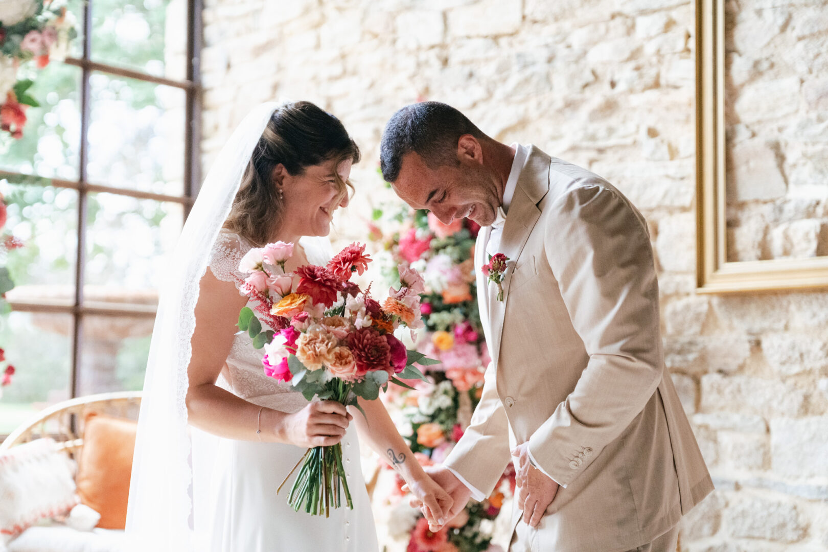 Photo de mariage de N&B au Domaine de Keriquel à Riec sur Belon par Antoine Borzeix-35