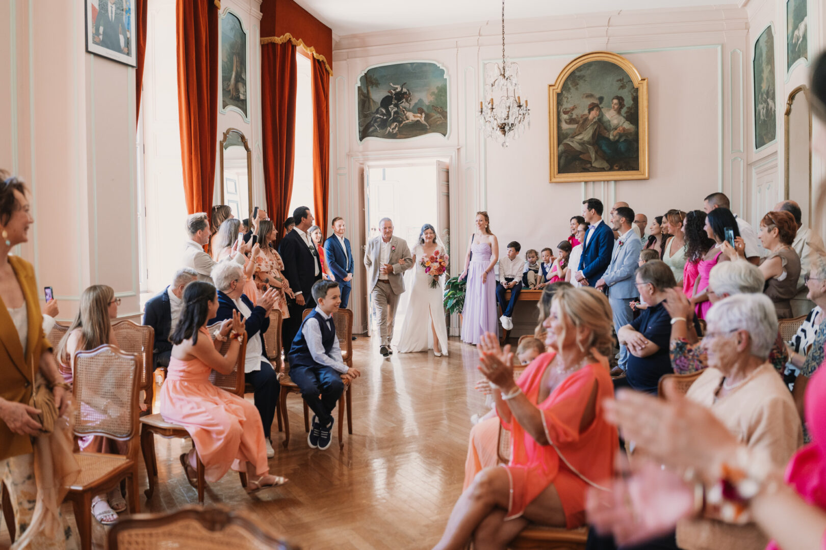 Photo de mariage de N&B au Domaine de Keriquel à Riec sur Belon par Antoine Borzeix-59