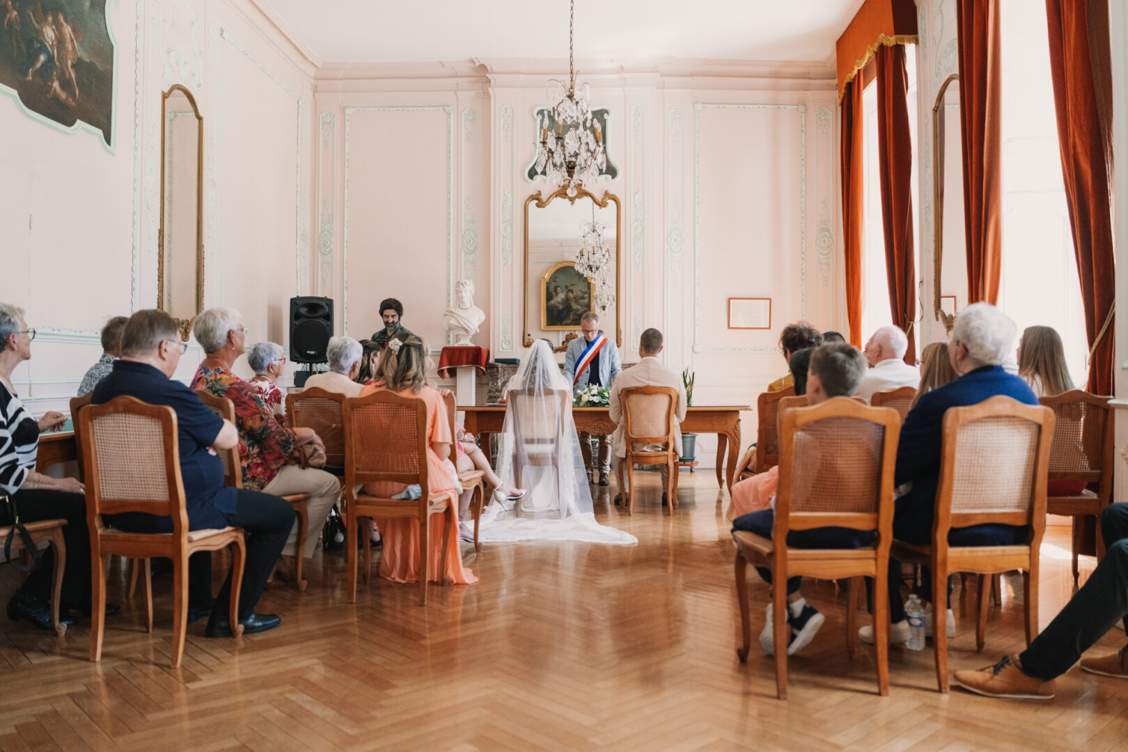 Photo de mariage de N&B au Domaine de Keriquel à Riec sur Belon par Antoine Borzeix-67