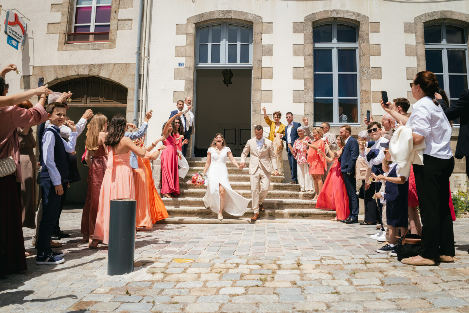 Photo de mariage de N&B au Domaine de Keriquel à Riec sur Belon par Antoine Borzeix-80