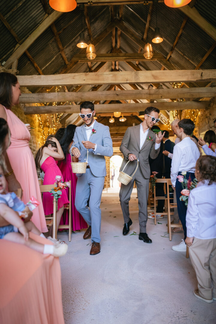 Photo de mariage de N&B au Domaine de Keriquel à Riec sur Belon par Antoine Borzeix-99