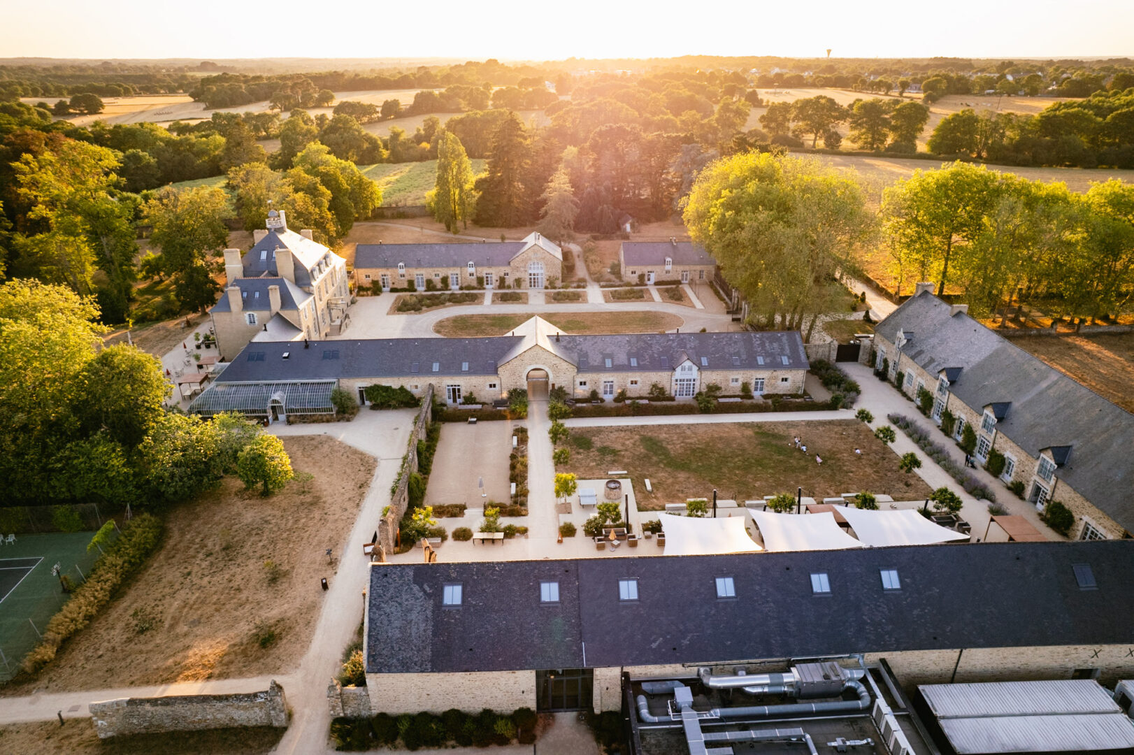 Mariage de N&T au Domaine le Mezo à Ploeren par Antoine Borzeix-250